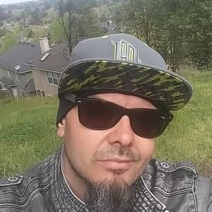 Meet your Posher, Steven